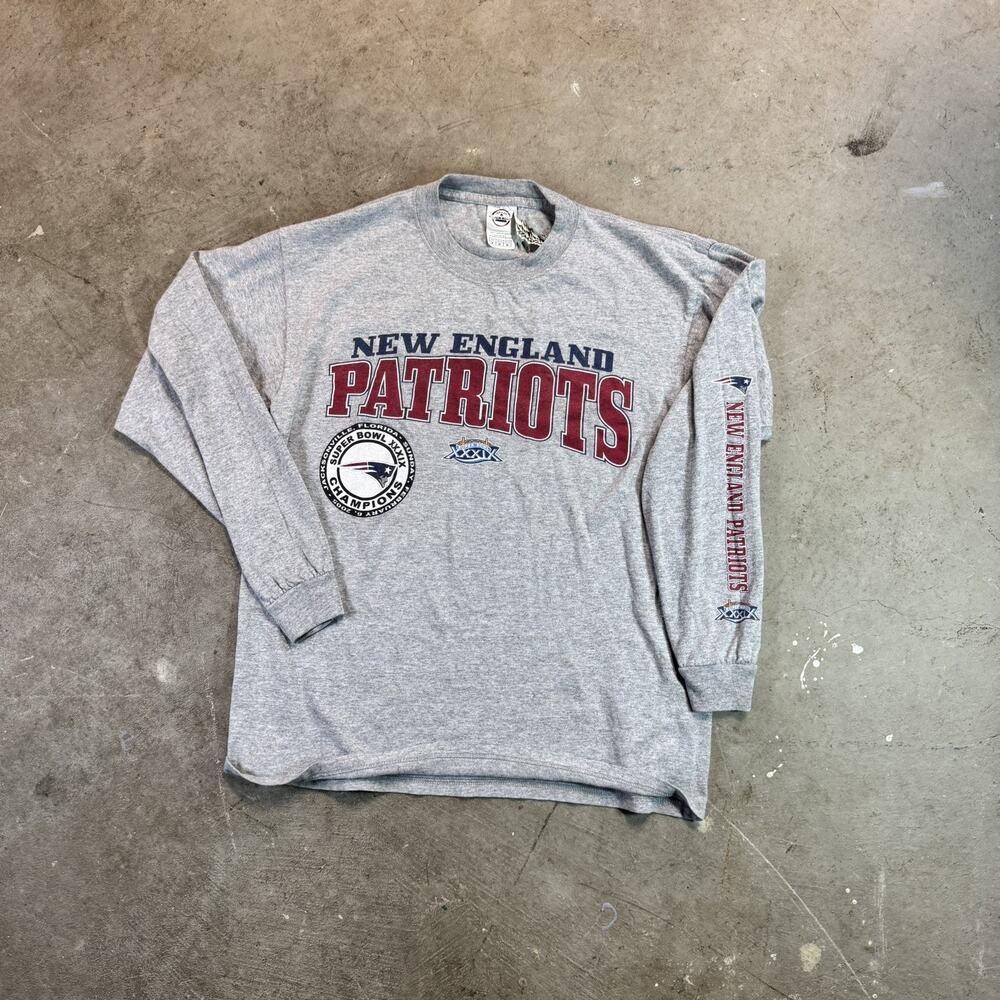 Y2K 2005 Super Bowl New England Patriots Shirt Medium Grey Faded Long Sleeve Tee